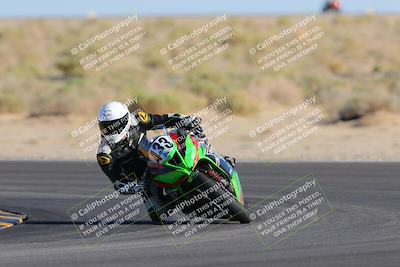 media/Oct-29-2022-CVMA (Sat) [[14c0aa3b66]]/Race 8 Supersport Middleweight/Folder 2/